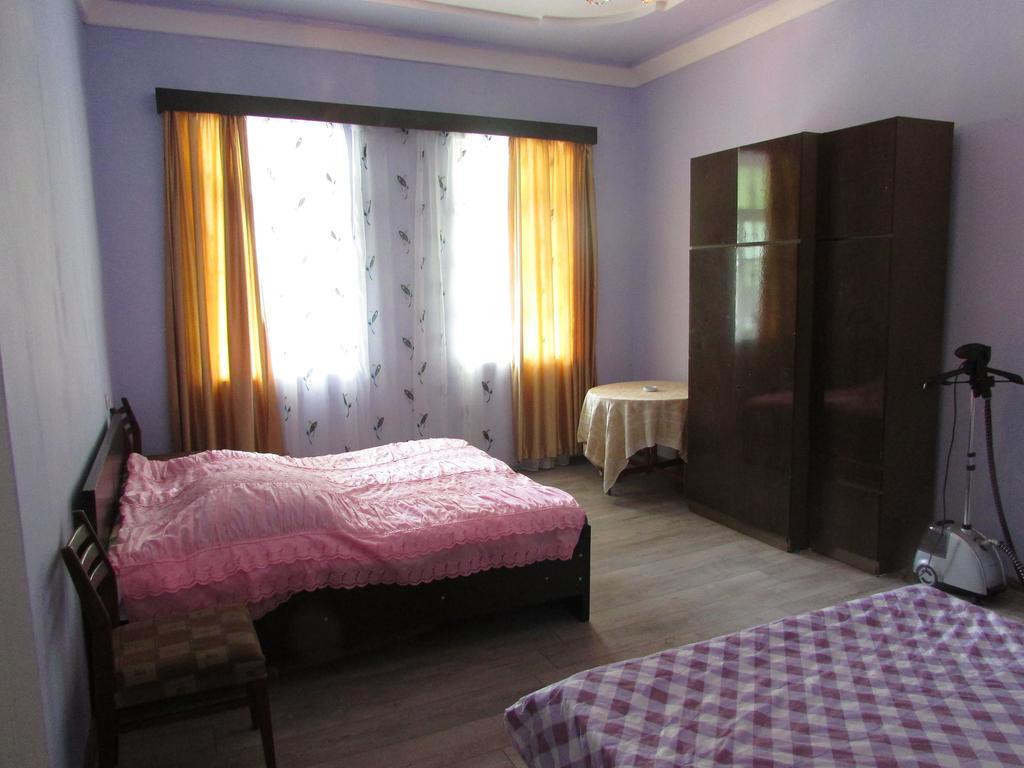 Joni Guest House Batumi Kültér fotó